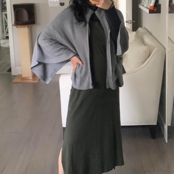 Lululemon Softer Still Wrap Heathered Asphalt Grey Oversized Poncho XS S - Picture 6 of 8